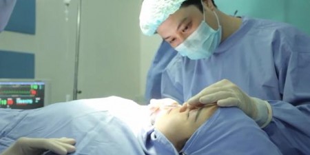 Phương pháp nâng mũi có cần gây mê không thưa bác sĩ?