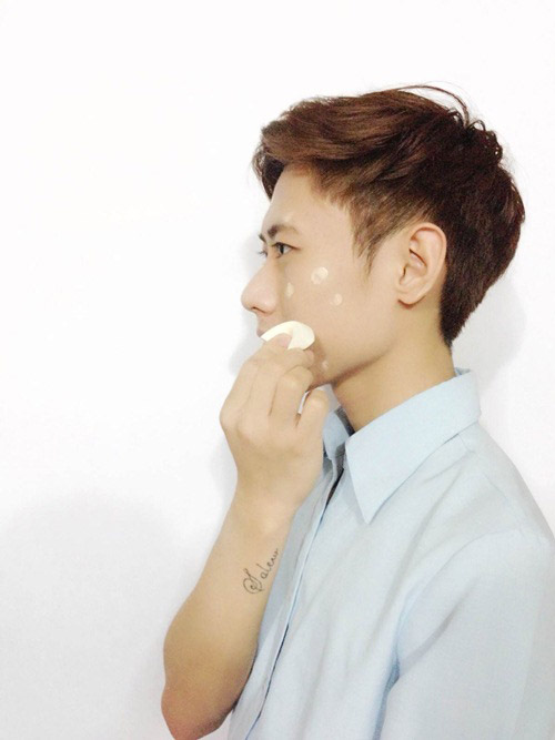 Dùng kem nền để tăng hiệu quả sử dụng sụn nâng mũi